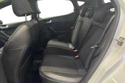 valkoinen Ford Fiesta 2019 kuva 10.