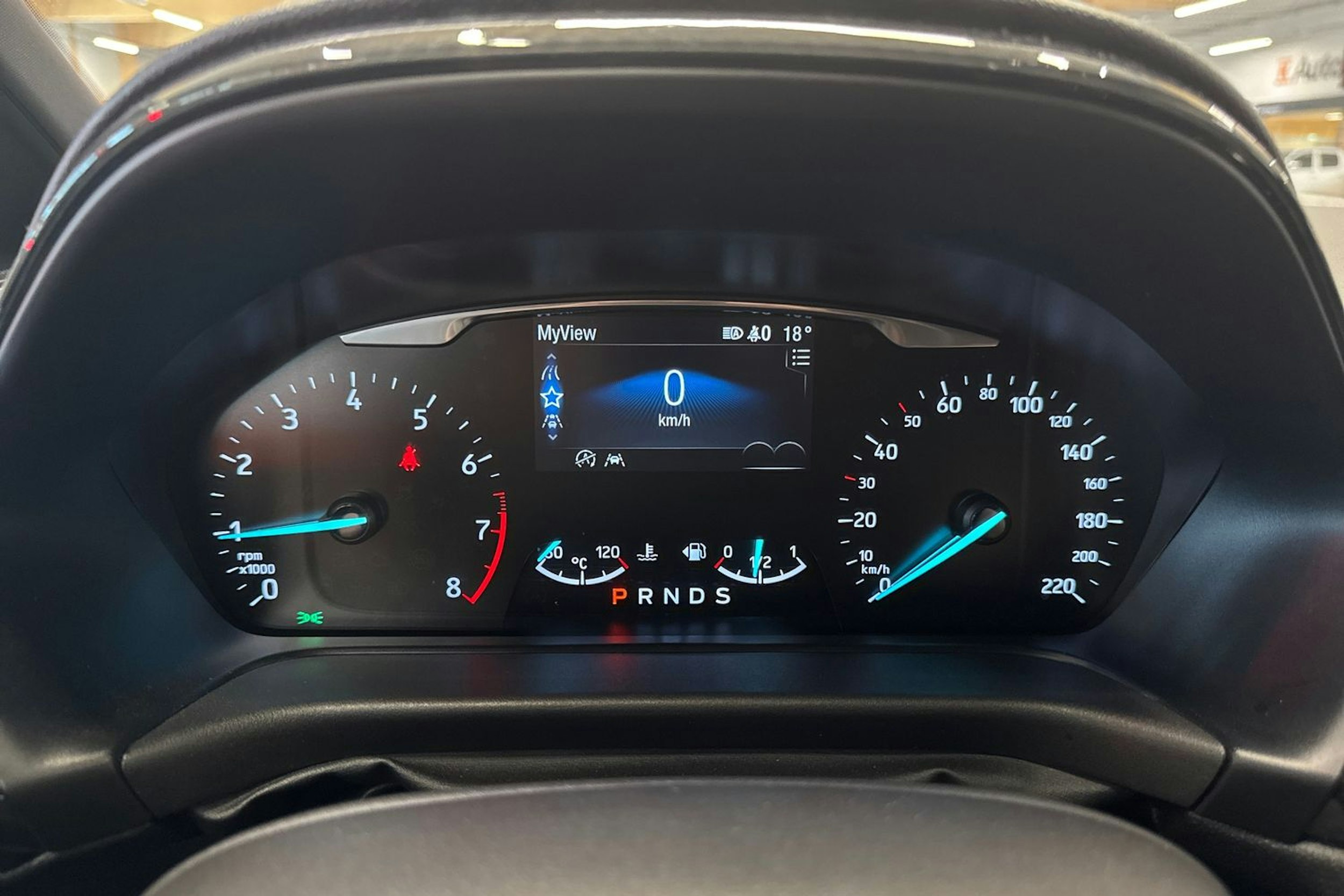 valkoinen Ford Fiesta 2019 kuva 15.