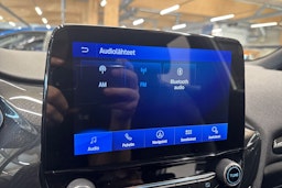 valkoinen Ford Fiesta 2019 kuva 23.