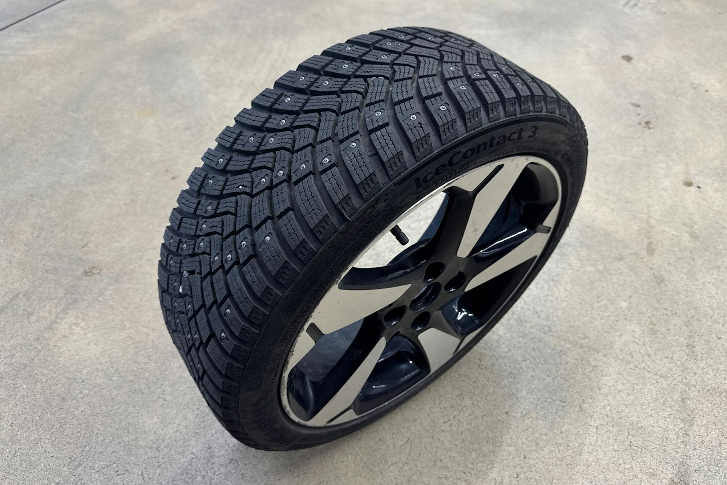 valkoinen Ford Fiesta 2019 kuva 29.