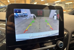 valkoinen Ford Fiesta 2019 kuva 31.