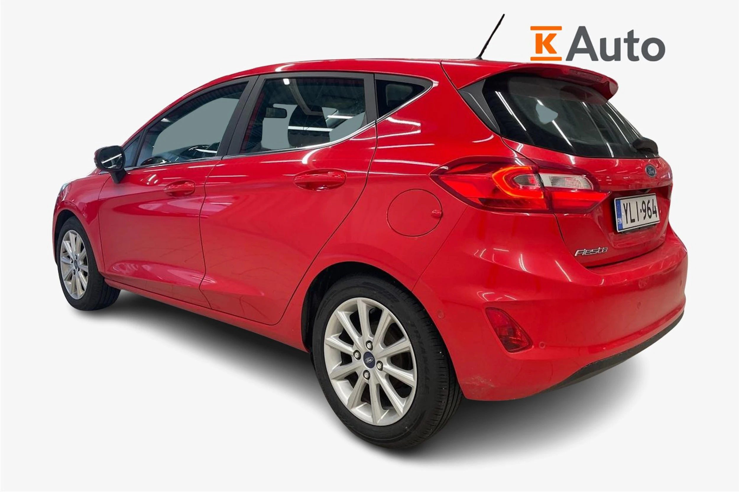 punainen Ford Fiesta 2019 kuva 2.