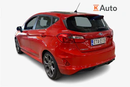 punainen Ford Fiesta 2020 kuva 2.