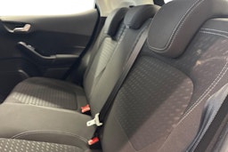 sininen Ford Fiesta 2020 kuva 8.