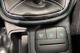 sininen Ford Fiesta 2020 kuva 18.