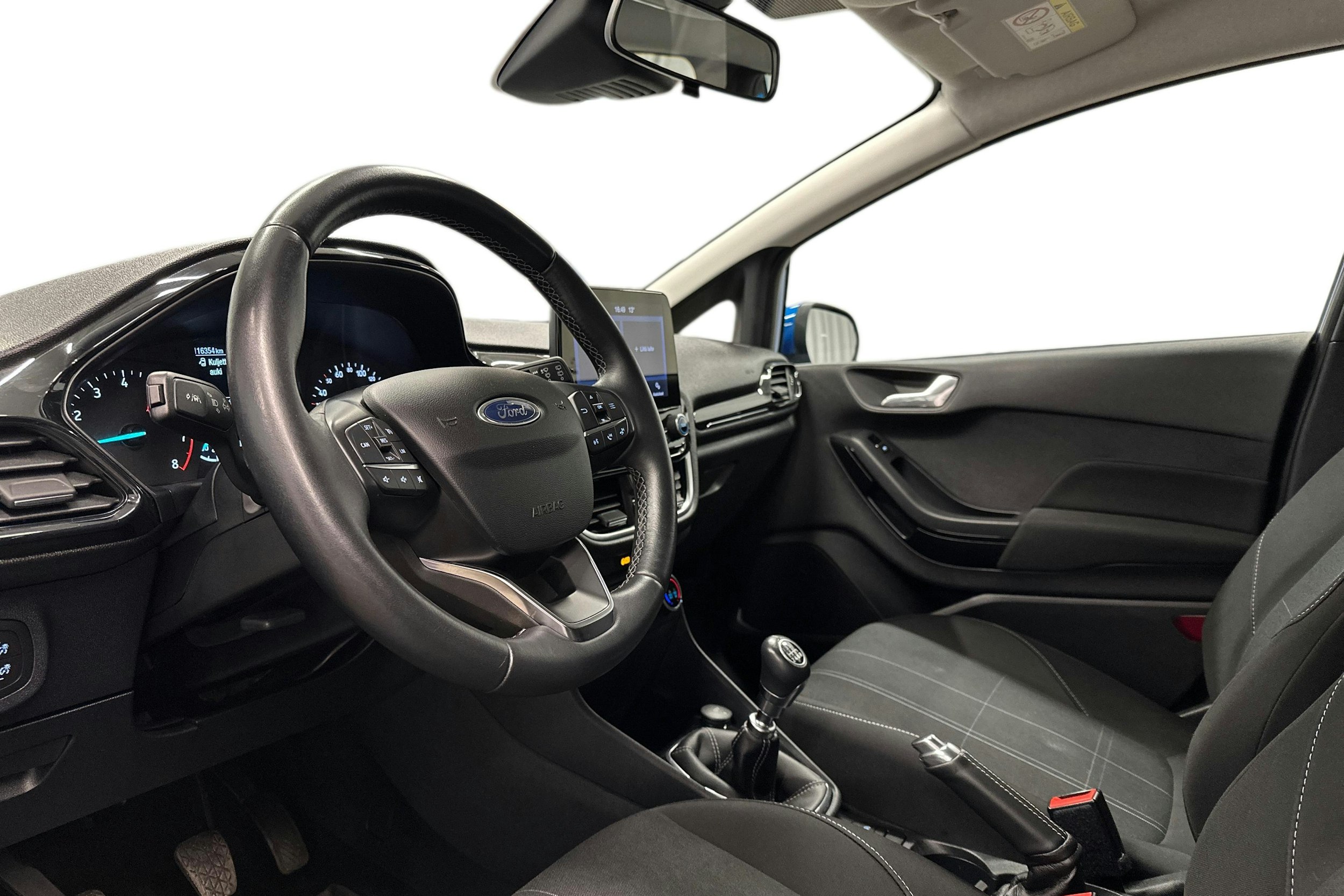 sininen Ford Fiesta 2020 kuva 7.