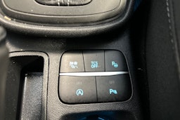 sininen Ford Fiesta 2020 kuva 18.