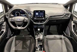 valkoinen Ford Fiesta 2020 kuva 9.