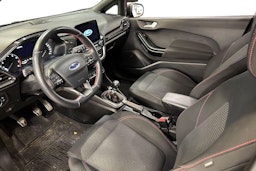 musta Ford Fiesta 2020 kuva 3.