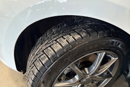 valkoinen Ford Fiesta 2021 kuva 13.