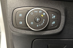 valkoinen Ford Fiesta 2021 kuva 25.