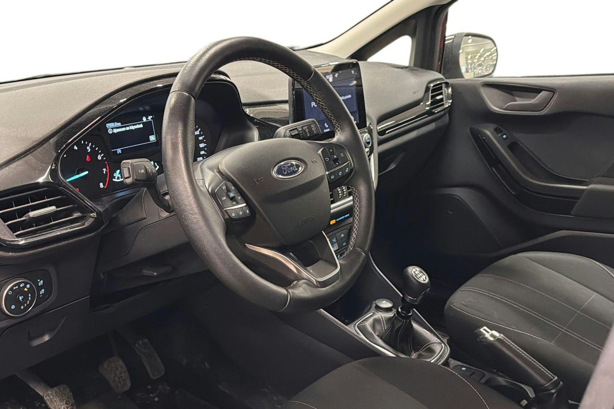 musta Ford Fiesta 2021 kuva 3.