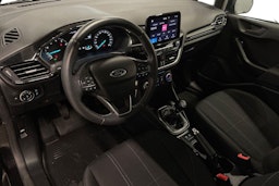 musta Ford Fiesta 2021 kuva 7.