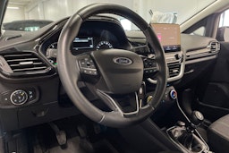 musta Ford Fiesta 2021 kuva 24.