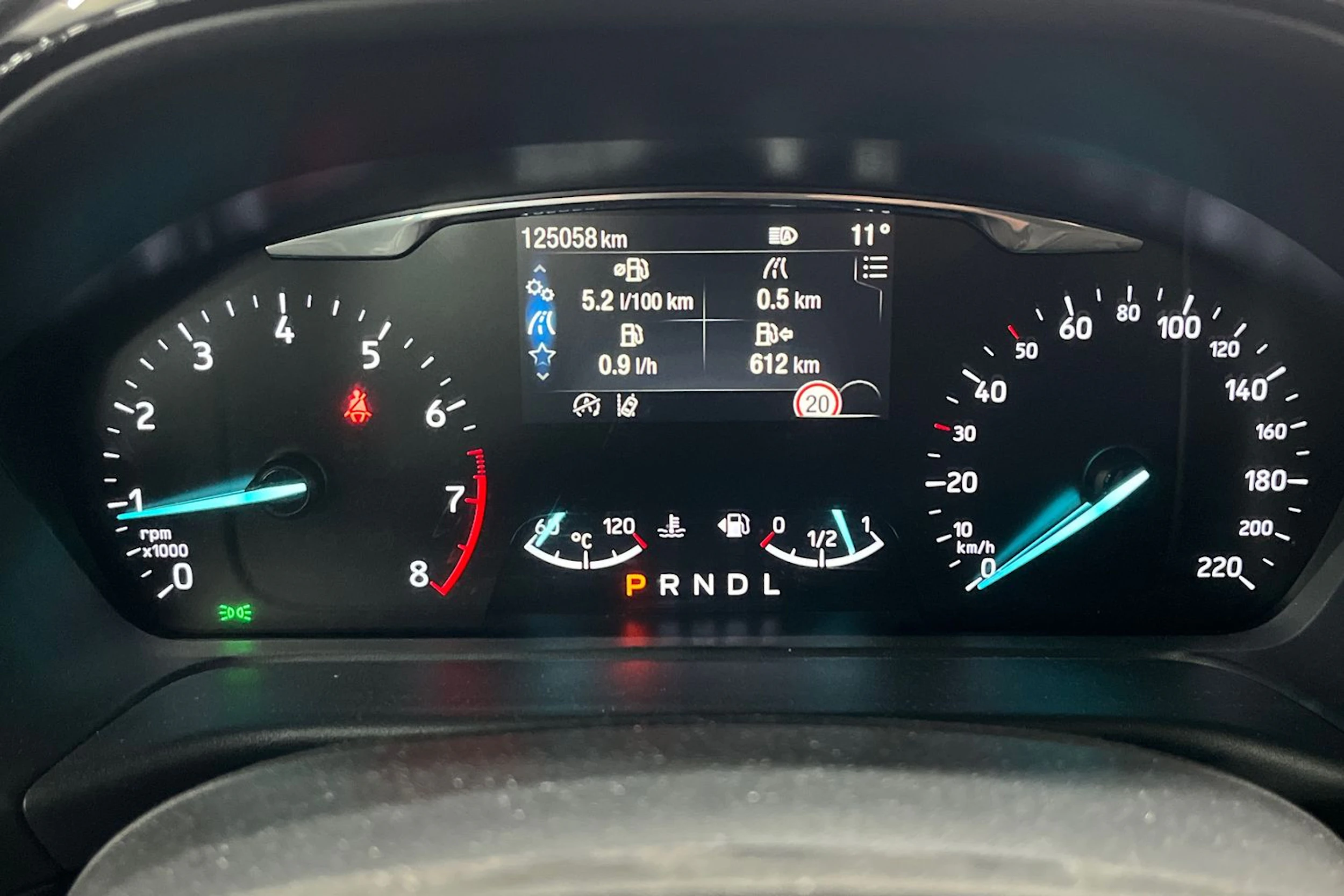 Punainen Ford FIESTA 2021 kuva 17.