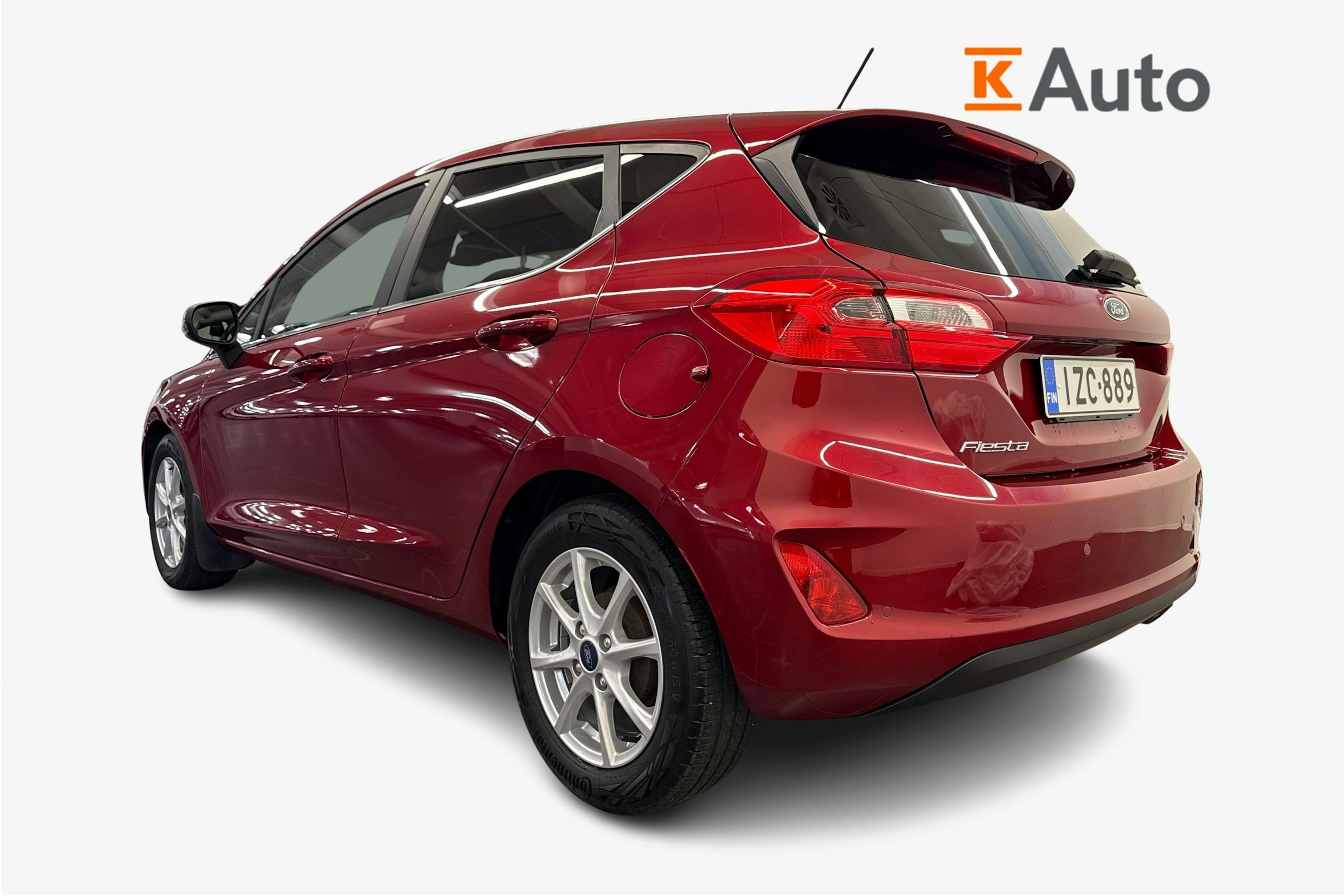 punainen Ford Fiesta 2021 kuva 2.