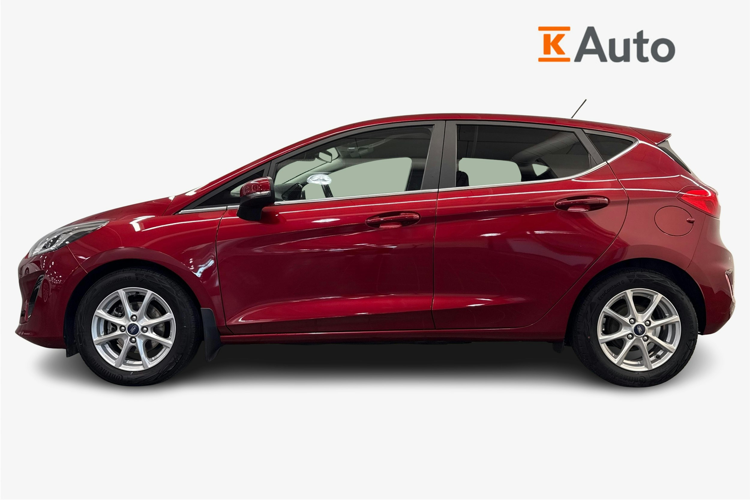punainen Ford Fiesta 2021 kuva 6.