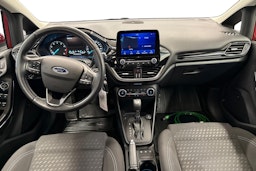 punainen Ford Fiesta 2021 kuva 9.