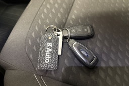 valkoinen Ford Fiesta 2021 kuva 26.