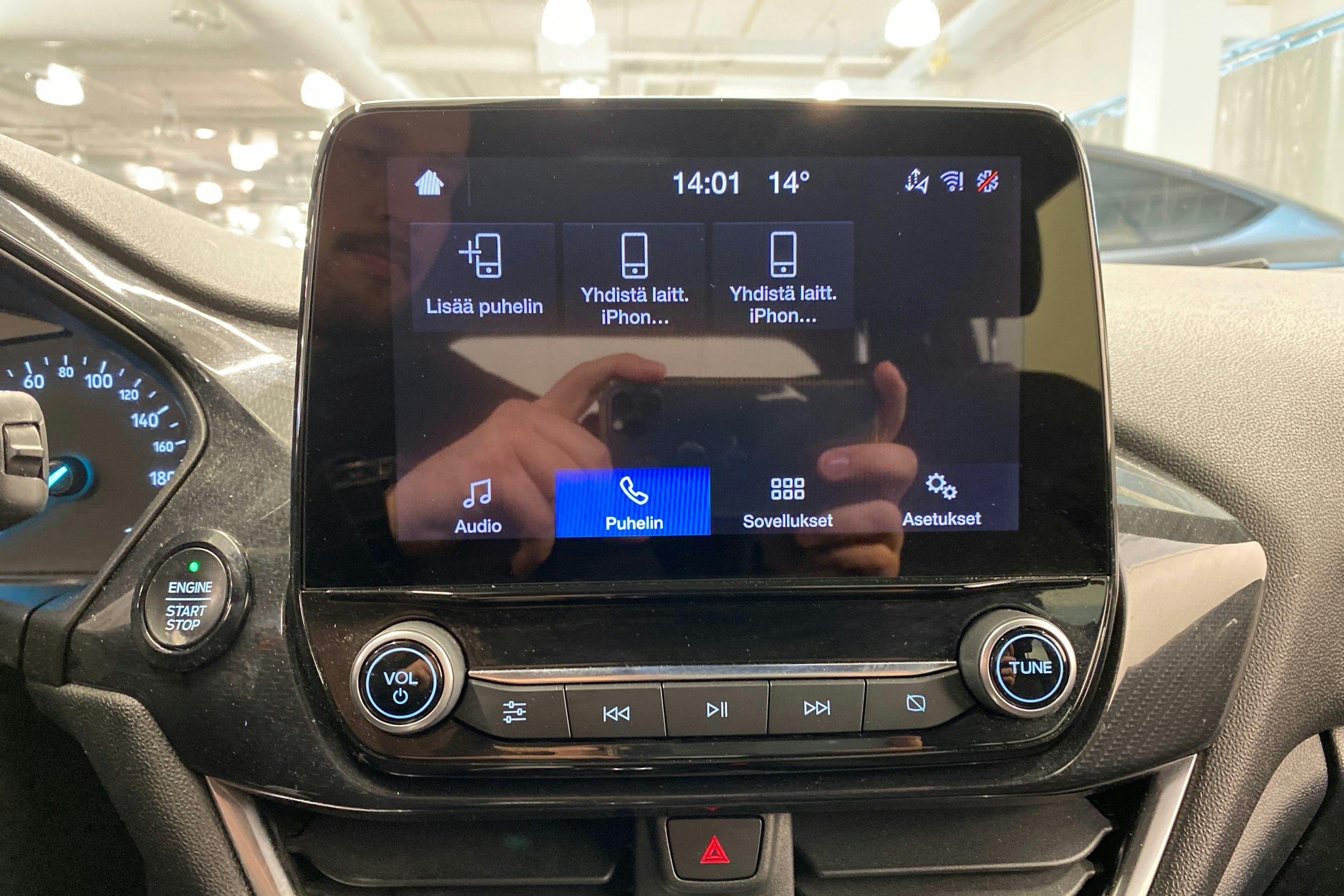 Musta Ford FIESTA 2021 kuva 13.