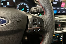 Musta Ford Fiesta 2021 kuva 23.