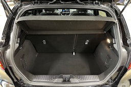 Musta Ford Fiesta 2021 kuva 26.