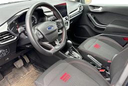 sininen Ford Fiesta 2022 kuva 3.