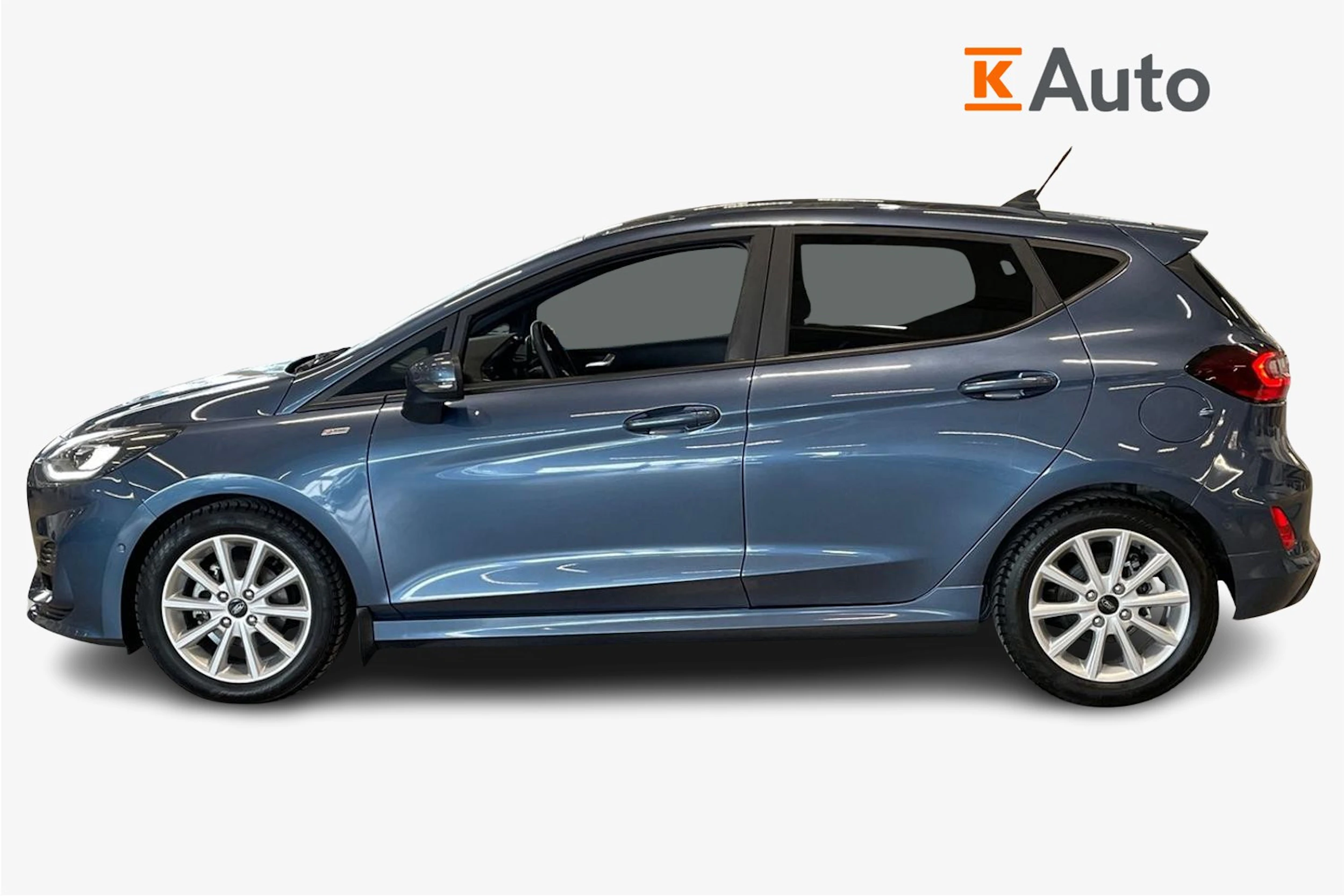 sininen Ford Fiesta 2022 kuva 5.