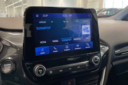 sininen Ford Fiesta 2022 kuva 16.