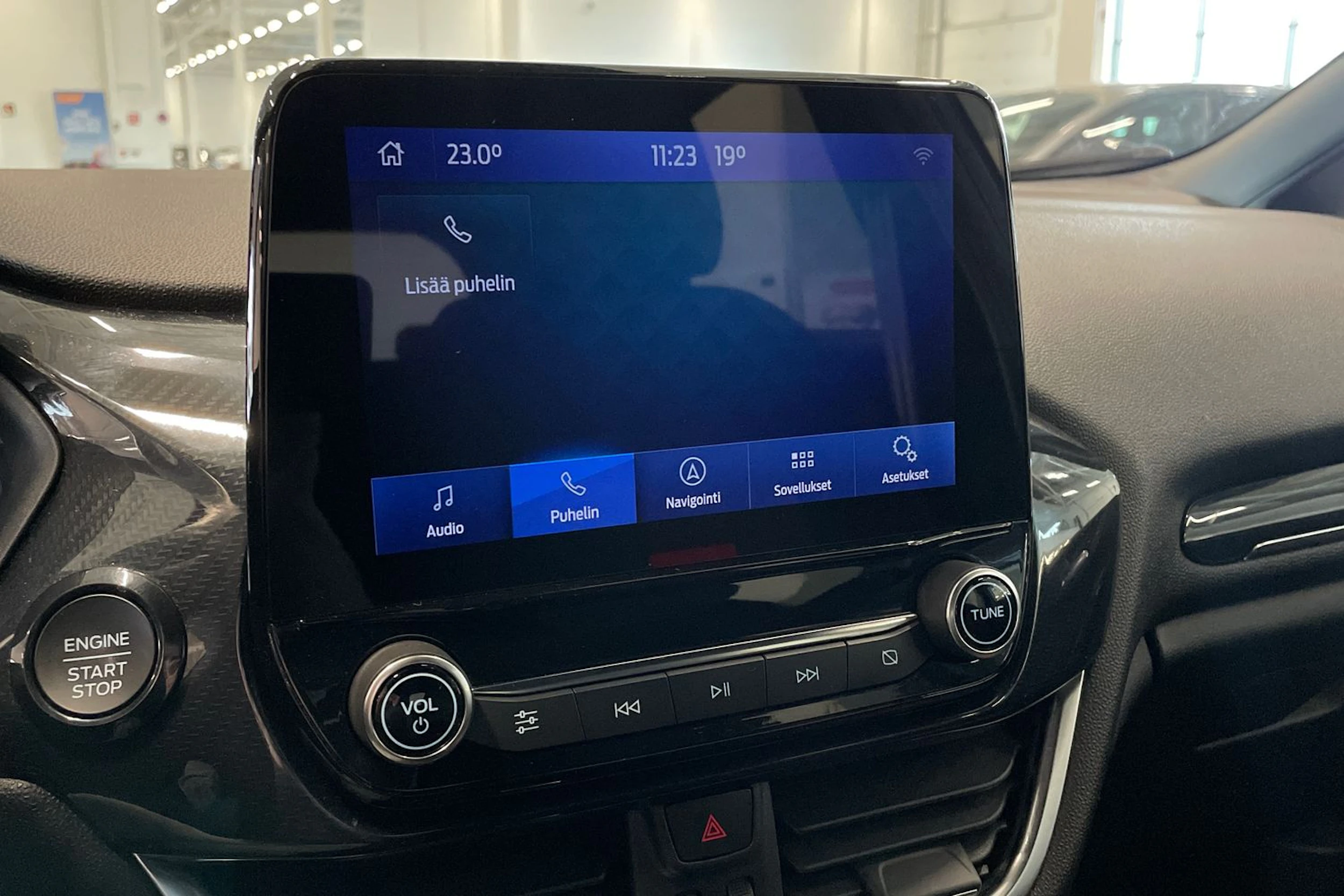 sininen Ford Fiesta 2022 kuva 18.