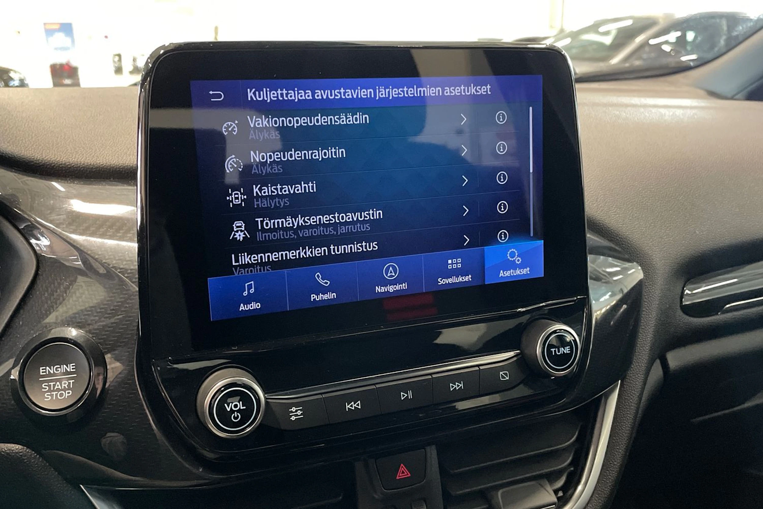 sininen Ford Fiesta 2022 kuva 21.