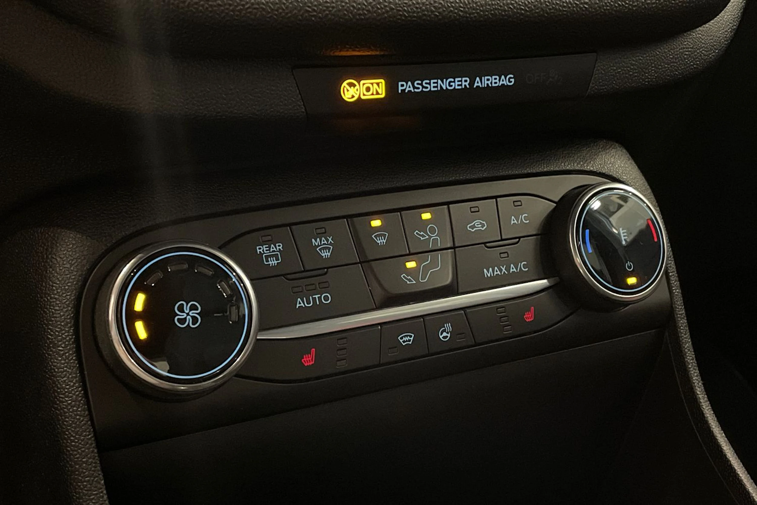 sininen Ford Fiesta 2022 kuva 23.