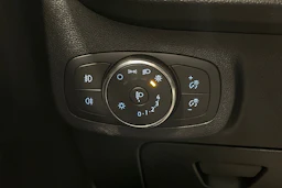 sininen Ford Fiesta 2022 kuva 26.