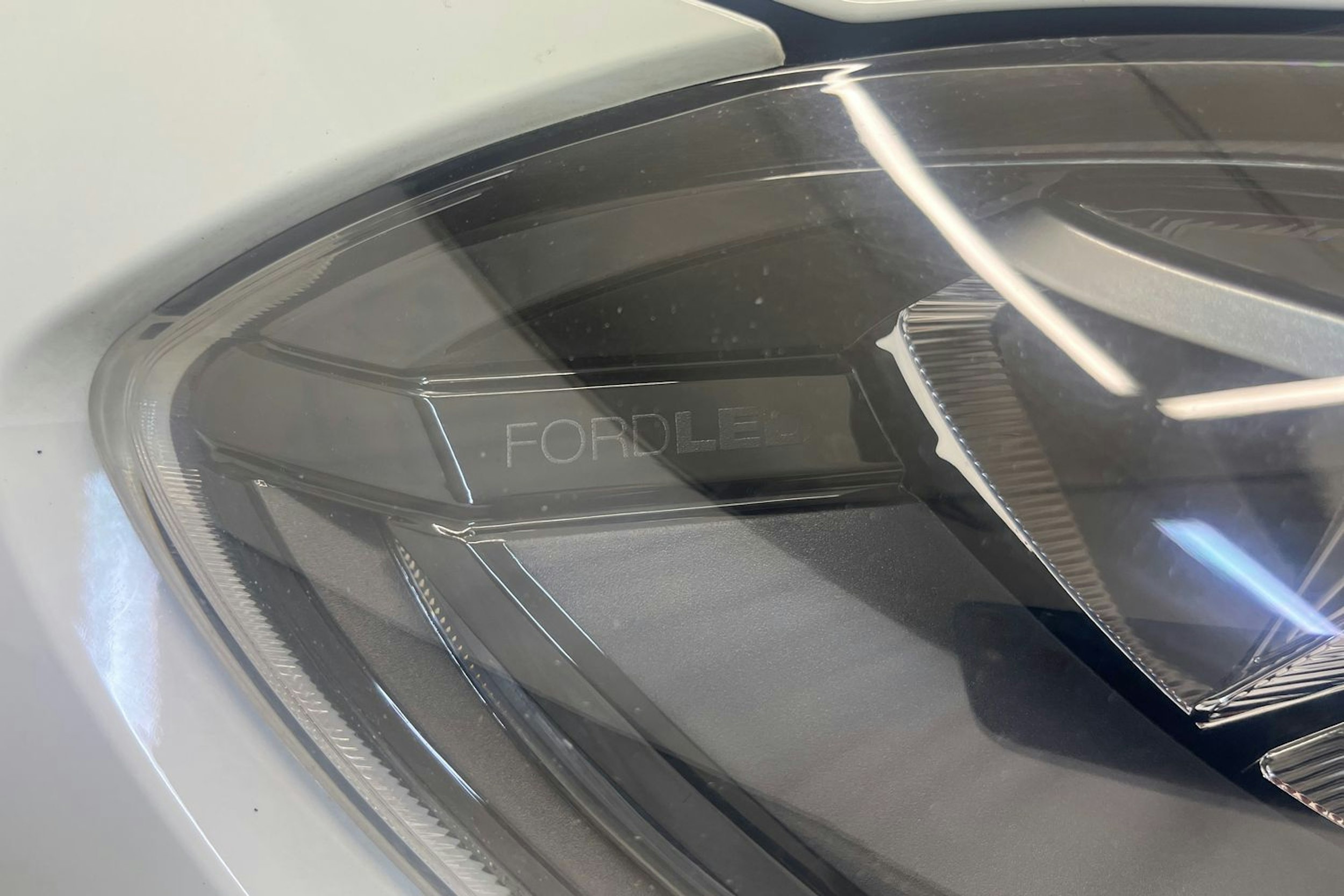 Valkoinen Ford FIESTA 2022 kuva 27.