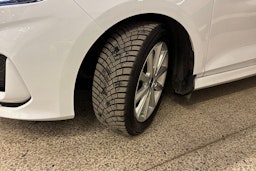 valkoinen Ford Fiesta 2022 kuva 12.