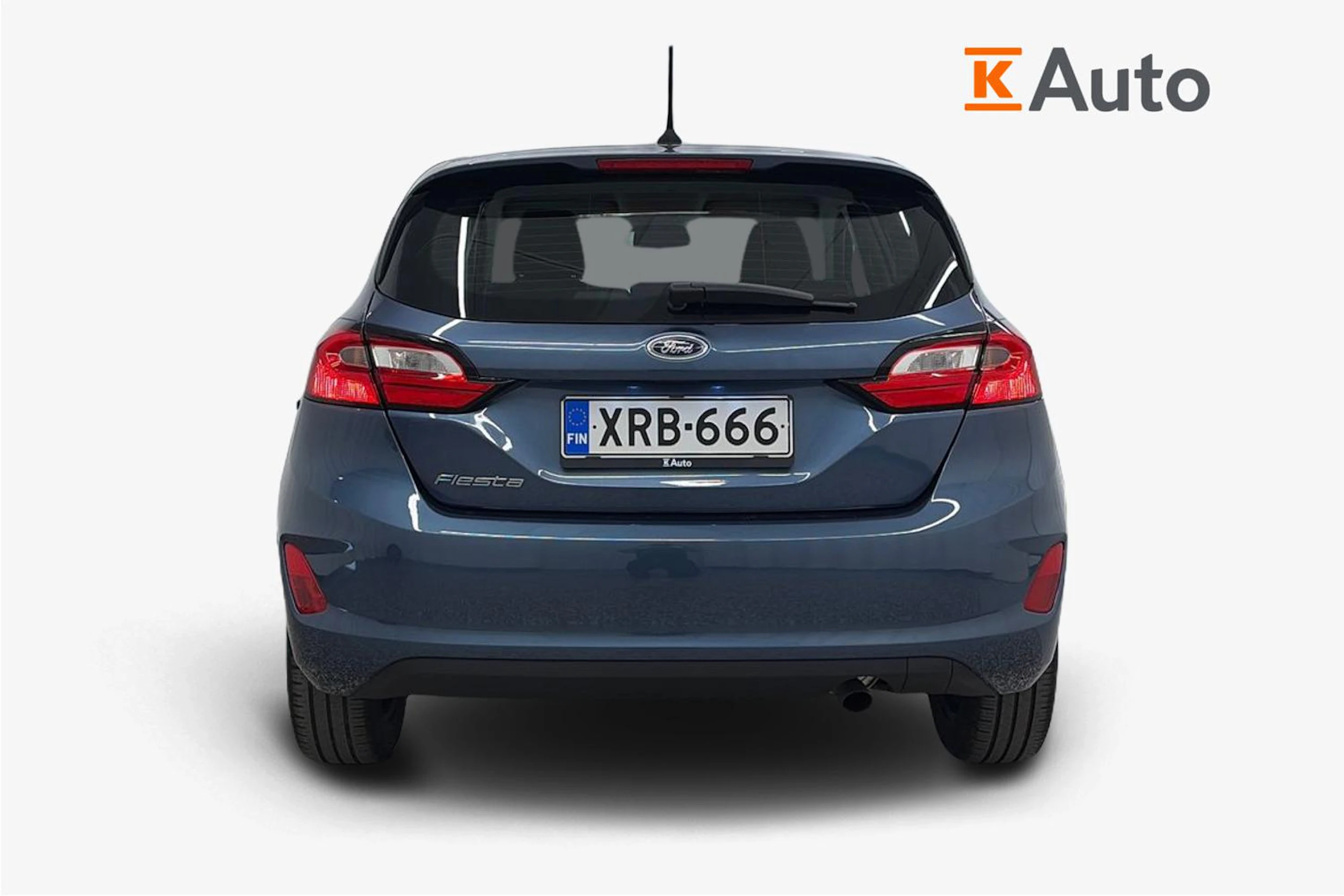 sininen Ford Fiesta 2022 kuva 4.