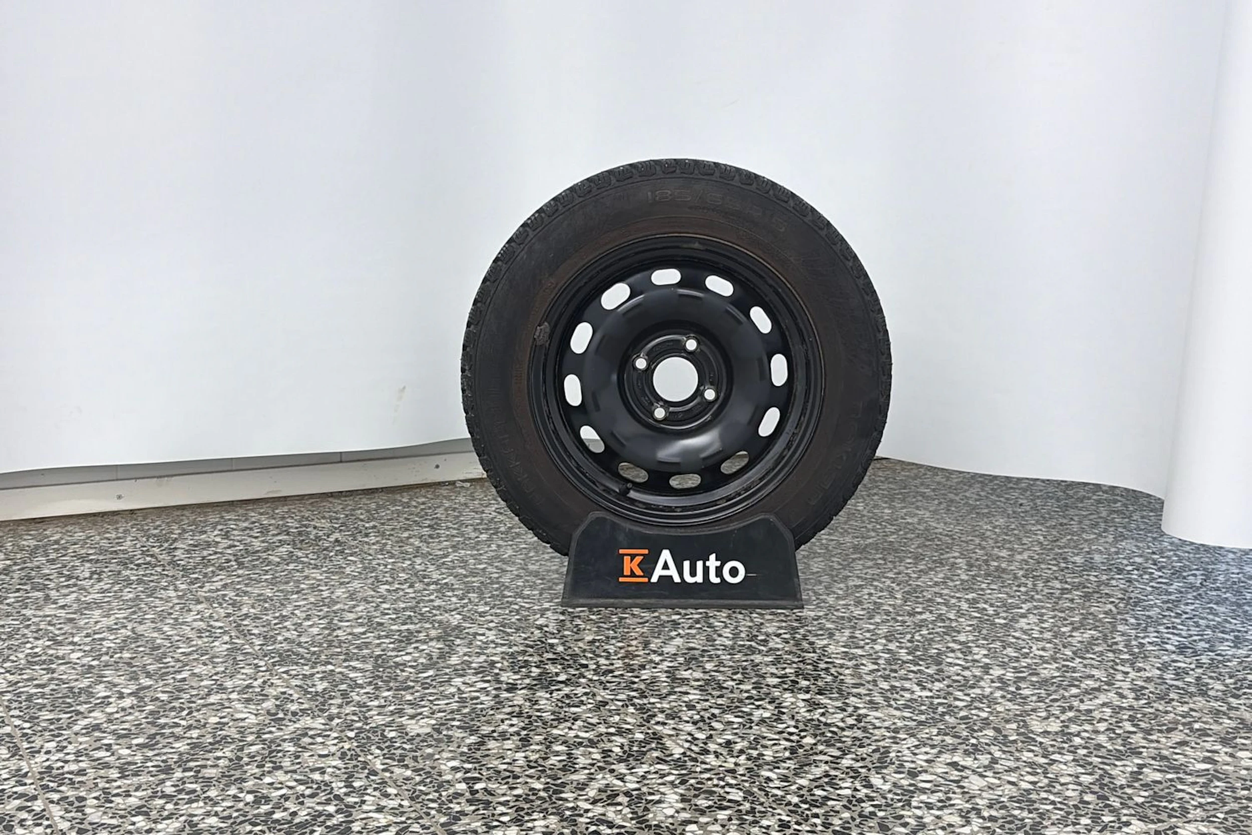 sininen Ford Fiesta 2022 kuva 13.