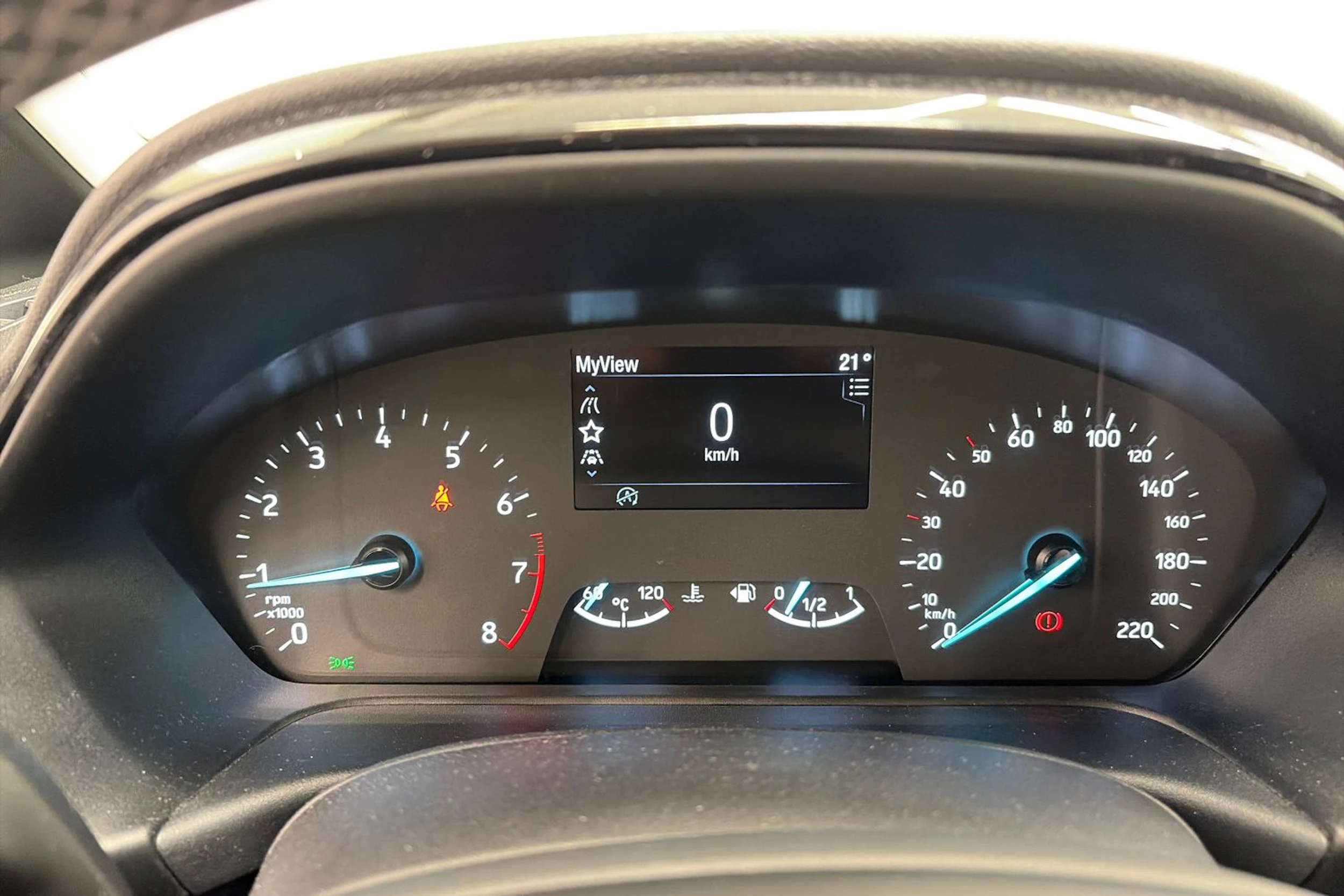 sininen Ford Fiesta 2022 kuva 17.