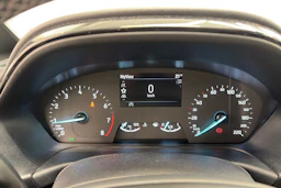 sininen Ford Fiesta 2022 kuva 17.