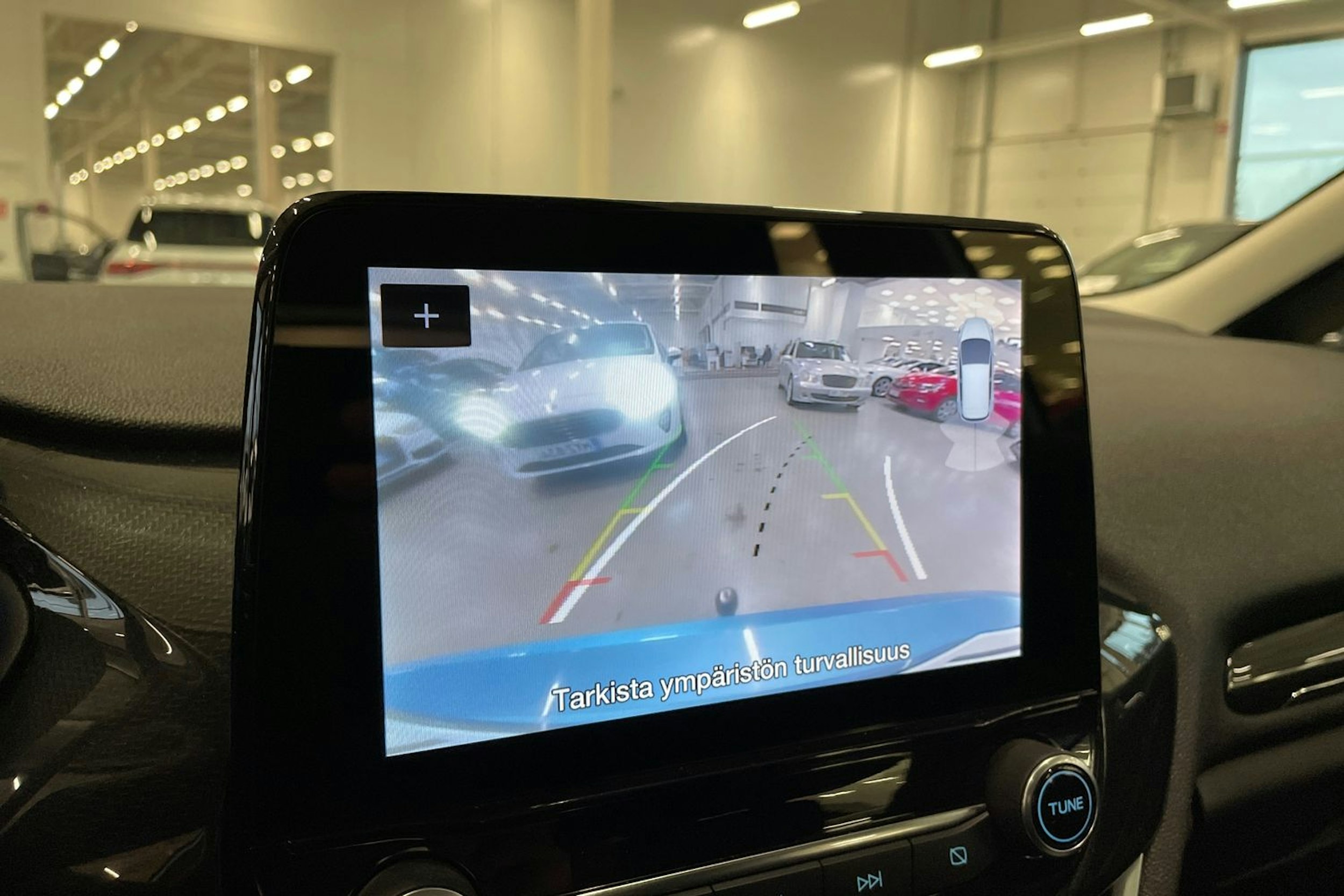 sininen Ford Fiesta 2022 kuva 17.