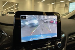 sininen Ford Fiesta 2022 kuva 17.