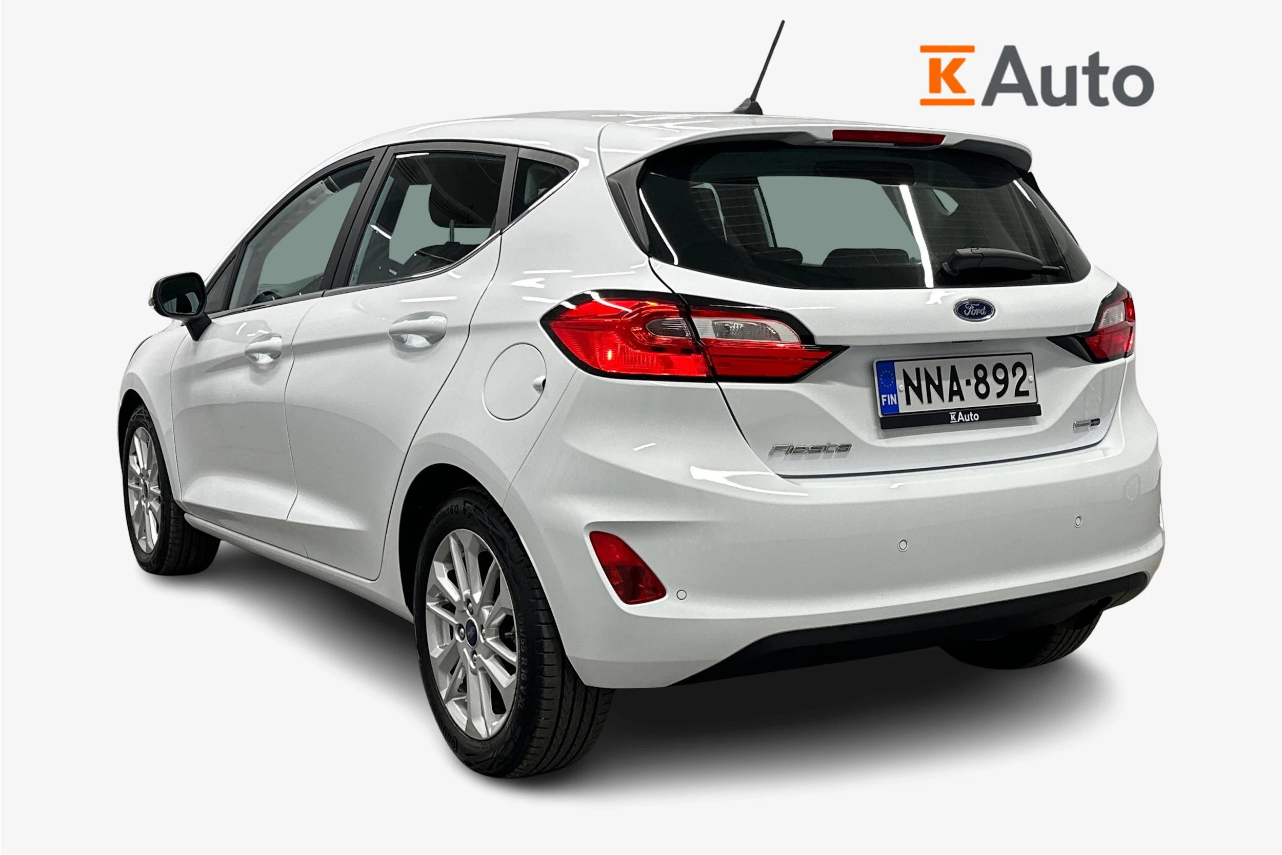 valkoinen Ford Fiesta 2023 kuva 2.