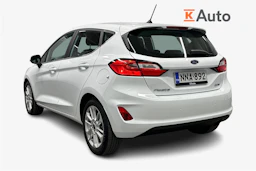 valkoinen Ford Fiesta 2023 kuva 2.