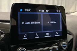 valkoinen Ford Fiesta 2023 kuva 16.