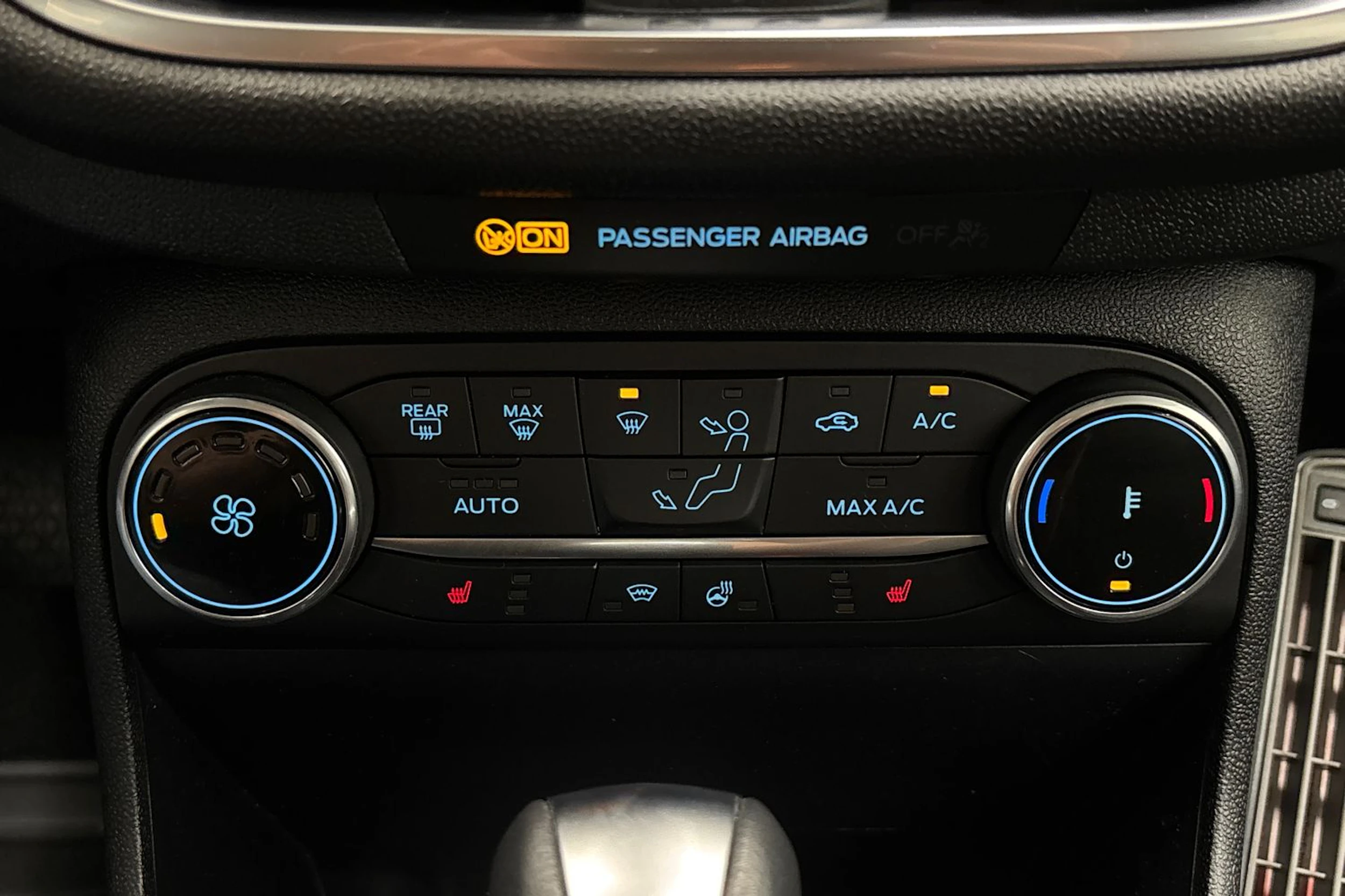 harmaa Ford Fiesta 2023 kuva 20.