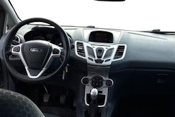 musta Ford Fiesta Van 2011 kuva 9.