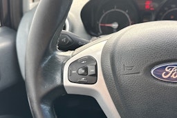 musta Ford Fiesta Van 2011 kuva 17.