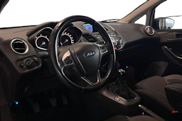 Musta Ford Fiesta Van 2015 kuva 3.