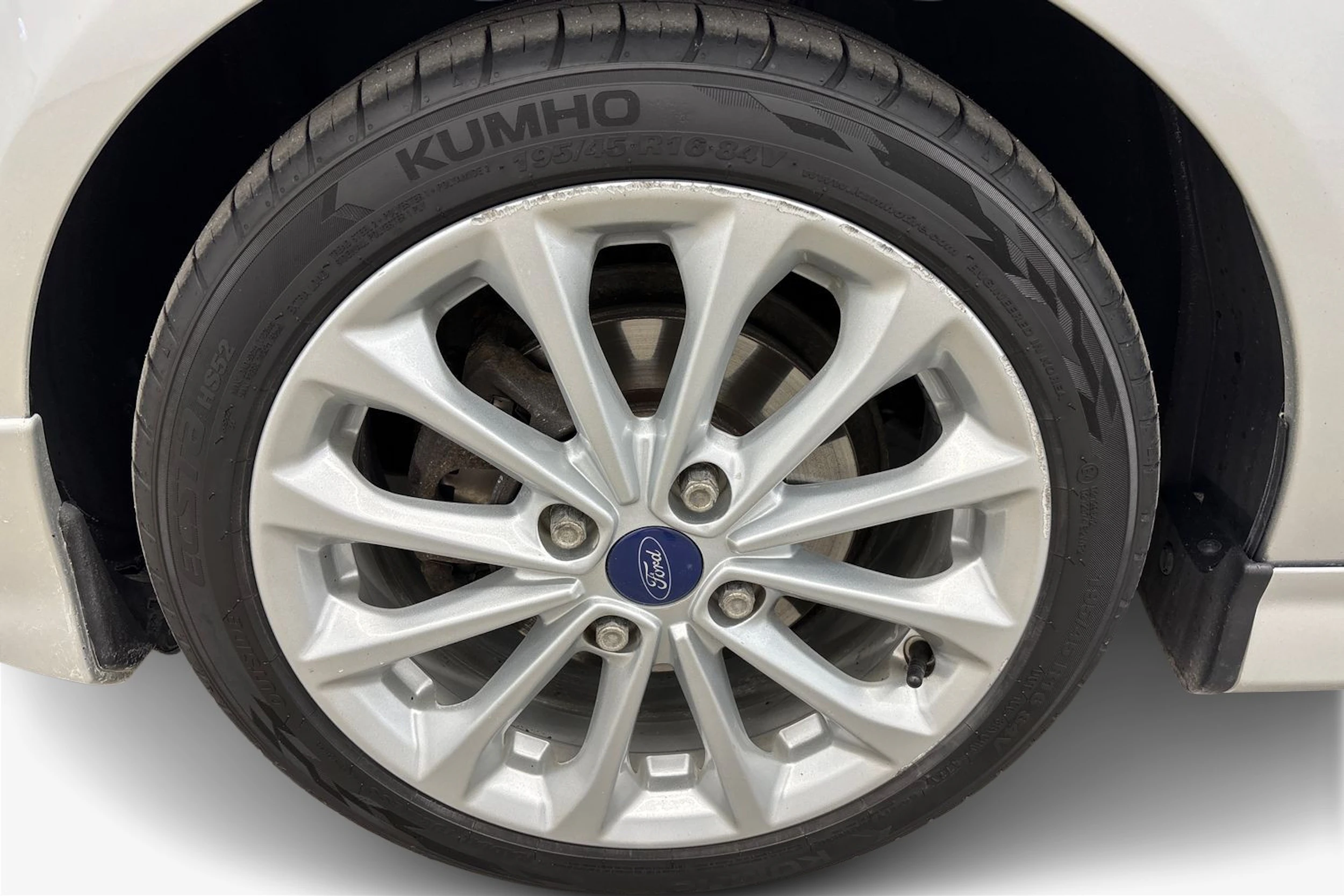 Harmaa Ford Fiesta Van 2016 kuva 12.