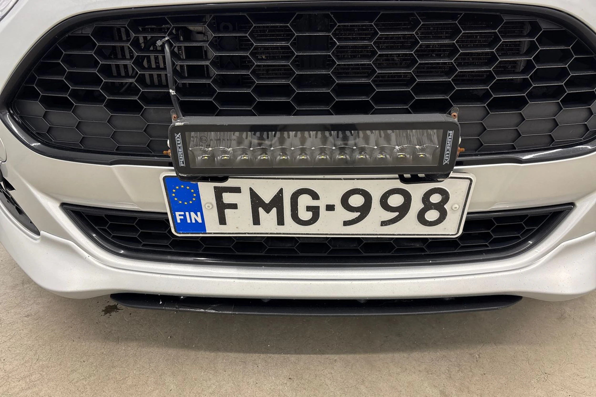 Harmaa Ford Fiesta Van 2016 kuva 24.